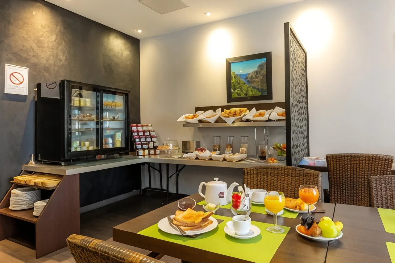 Hotel Terminus Saint-Charles — rooms and atmosphere