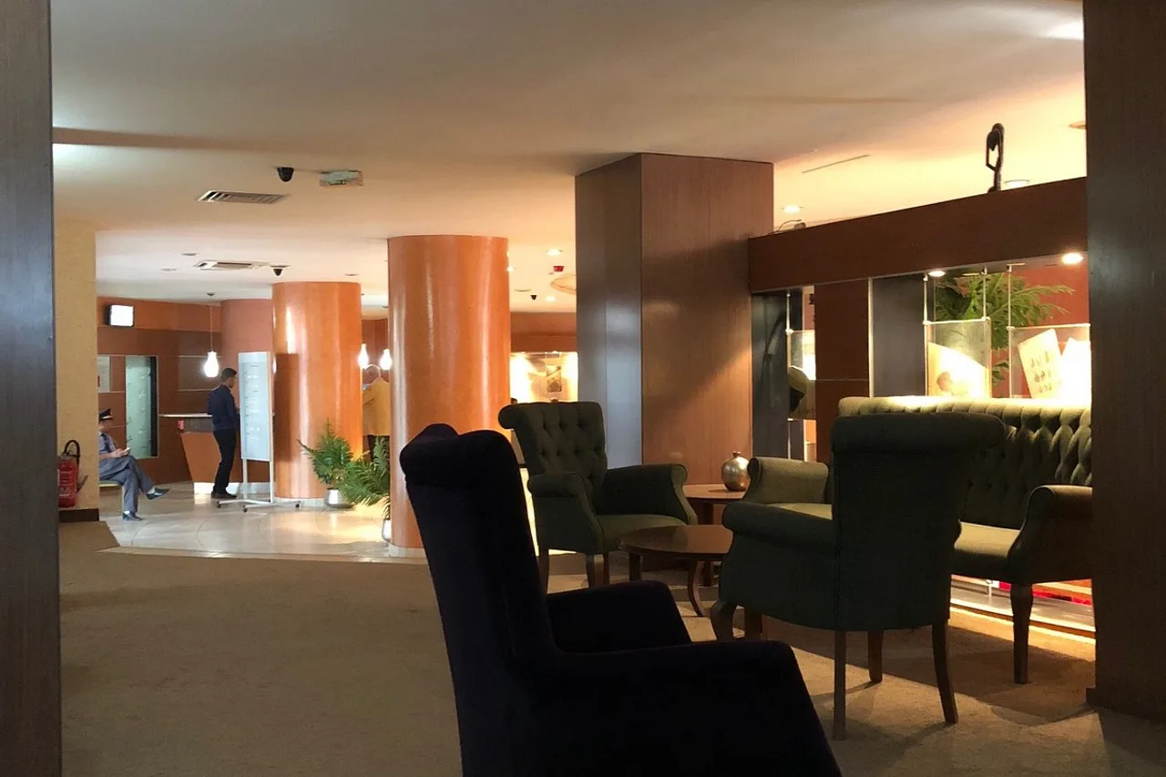 Hotel Tfeila Nouakchott — ภาพห้องพักและบรรยากาศ