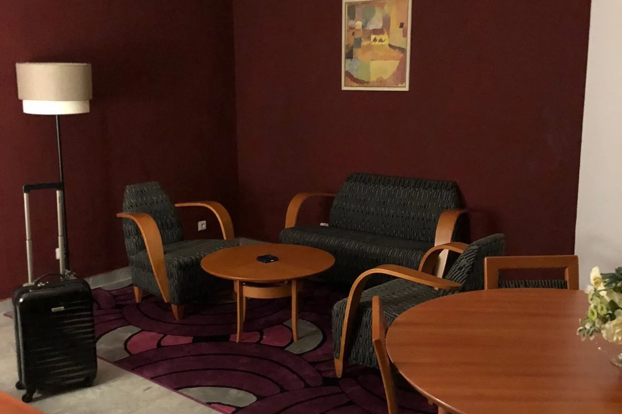 Hotel Tfeila Nouakchott — ภาพห้องพักและบรรยากาศ