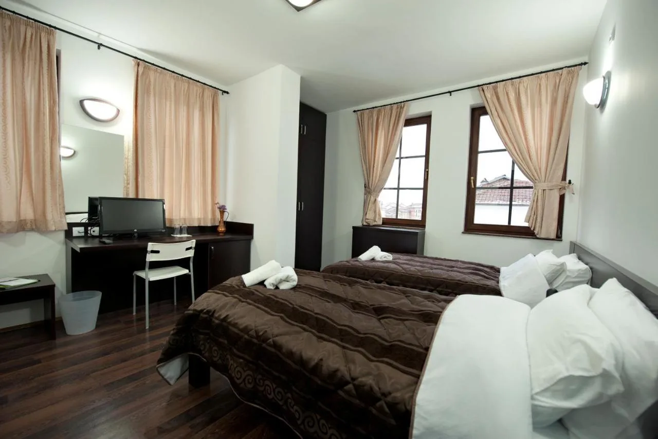 Hotel Theatre — ภาพห้องพักและบรรยากาศ