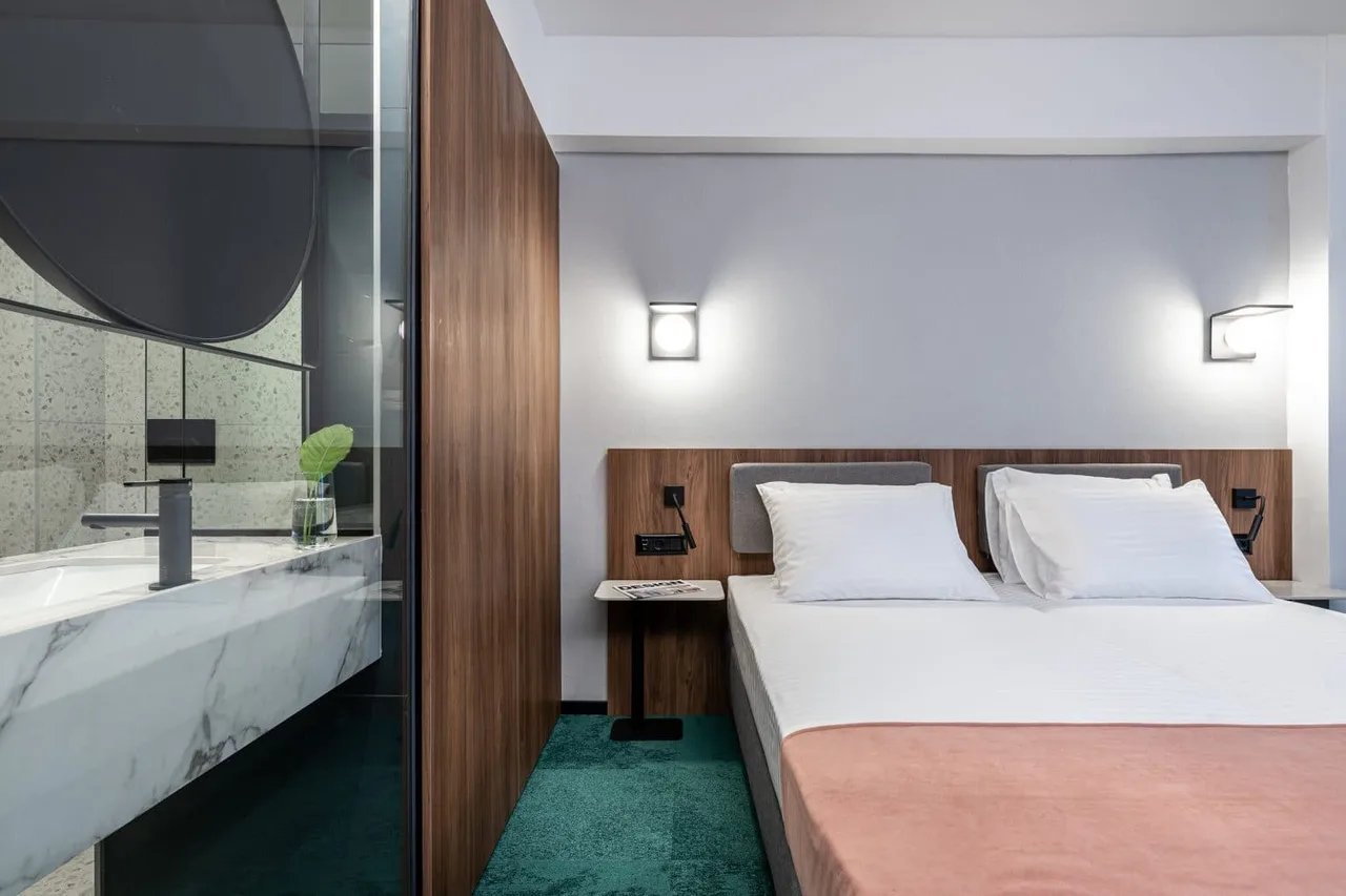 Hotel Tim's — rooms and atmosphere