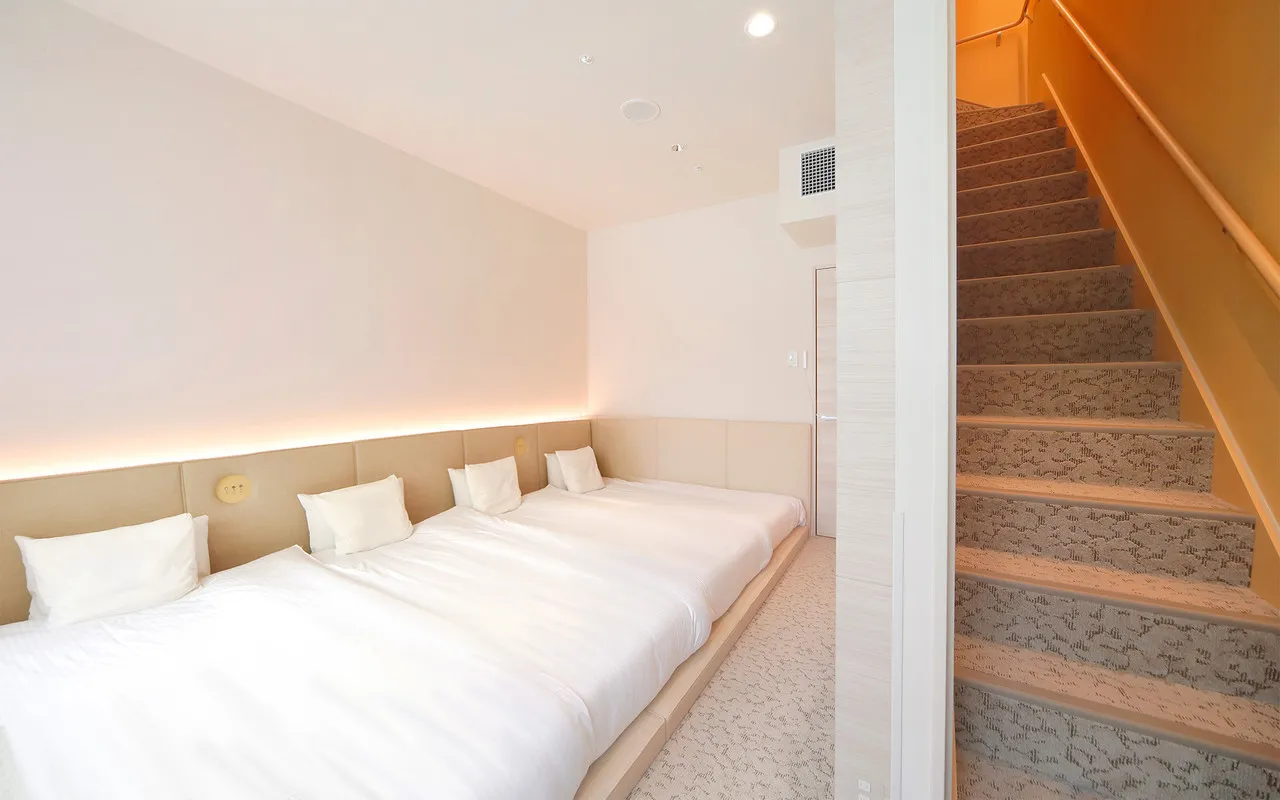 Hotel Universal Port Vita — rooms and atmosphere