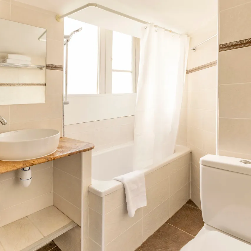 Hotel Vendome Nice — rooms and atmosphere