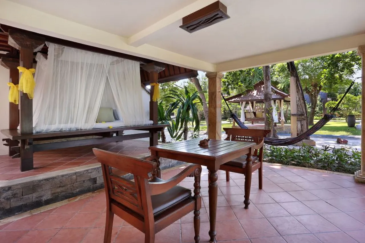 Hotel Vila Ombak — ภาพห้องพักและบรรยากาศ