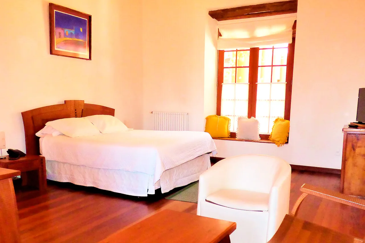 Hotel Villa Antigua — ภาพห้องพักและบรรยากาศ