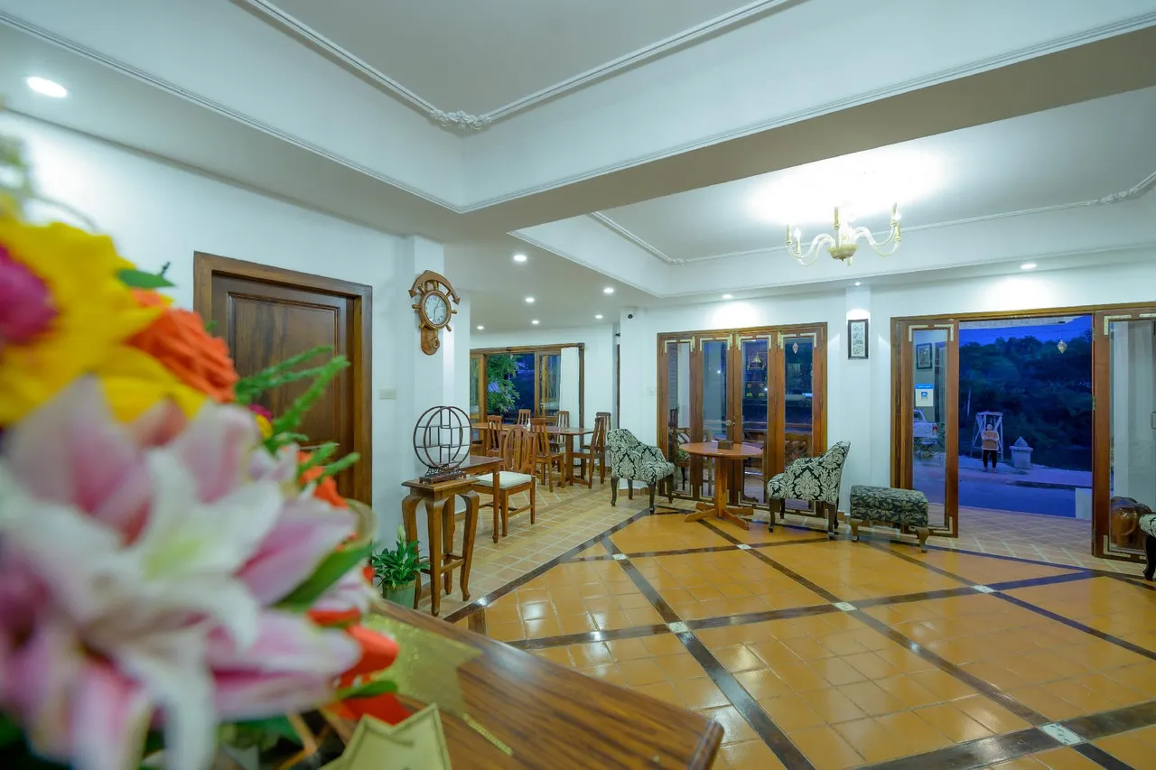Hotel Villa Deux Rivières — rooms and atmosphere