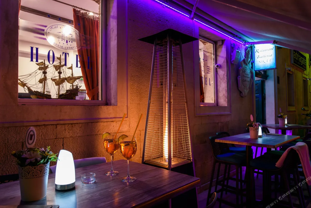 Hotel Villa Sikaa — rooms and atmosphere