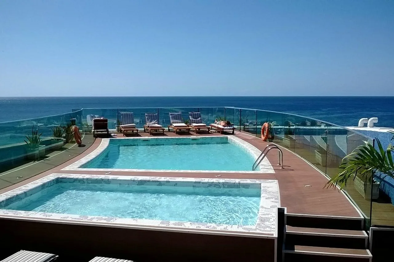 Hotel VIP Praia — ภาพห้องพักและบรรยากาศ