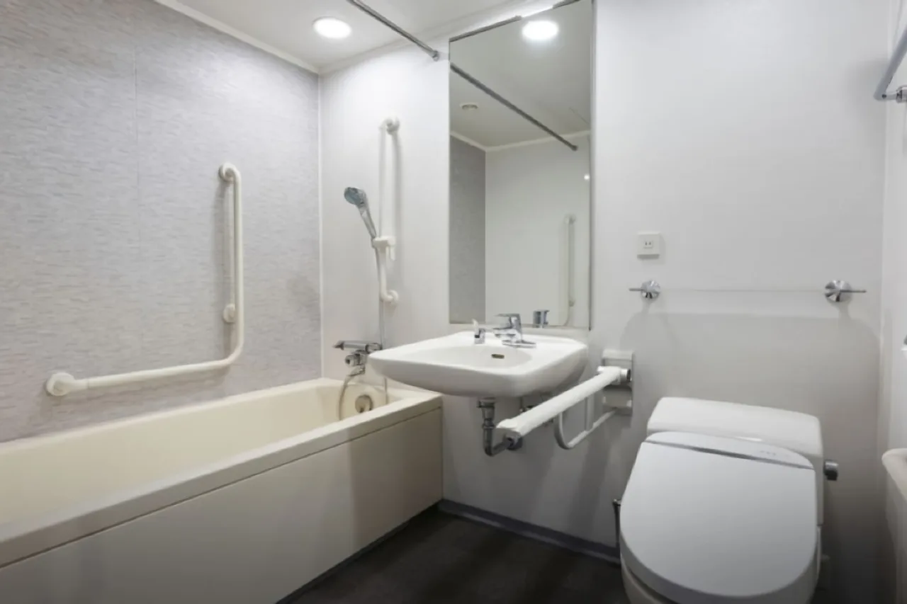 Hotel Vista Premio Yokohama Minatomirai — rooms and atmosphere