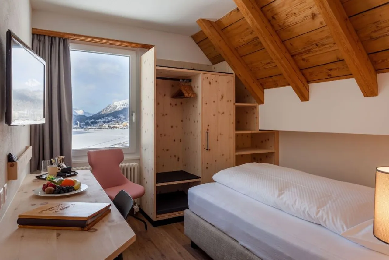 Hotel Waldhaus am See — ภาพห้องพักและบรรยากาศ