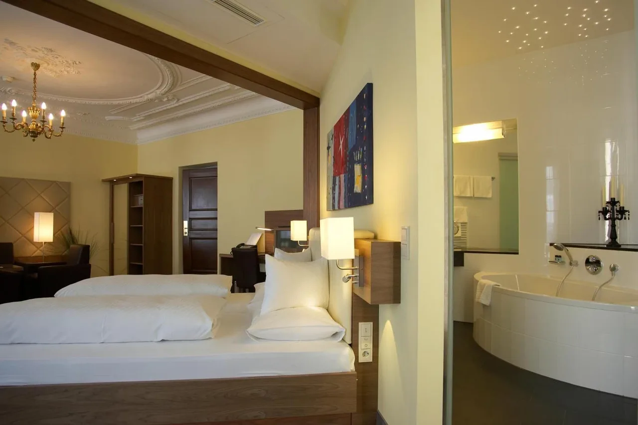 Hotel Weisses Kreuz — ภาพห้องพักและบรรยากาศ