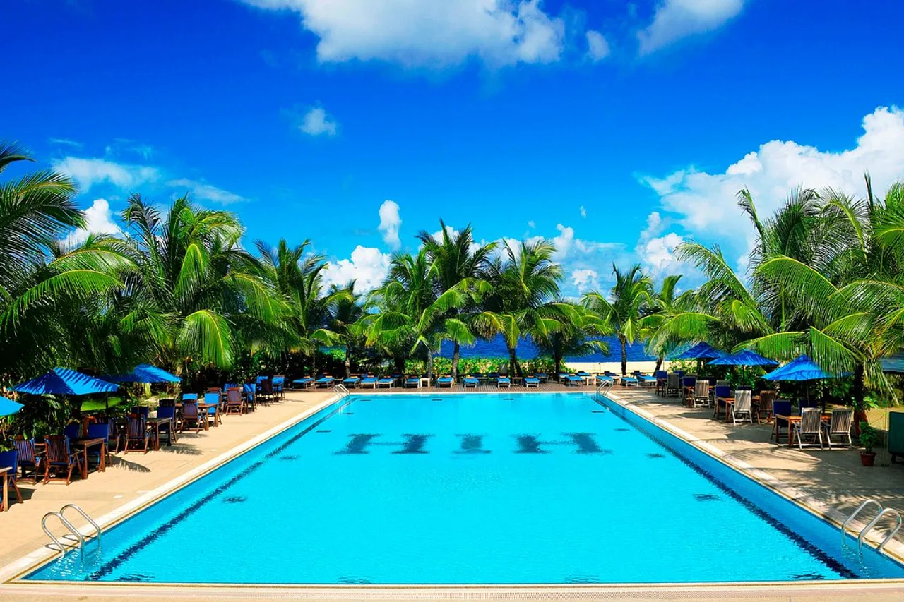 Hulhule Island Hotel — ภาพห้องพักและบรรยากาศ