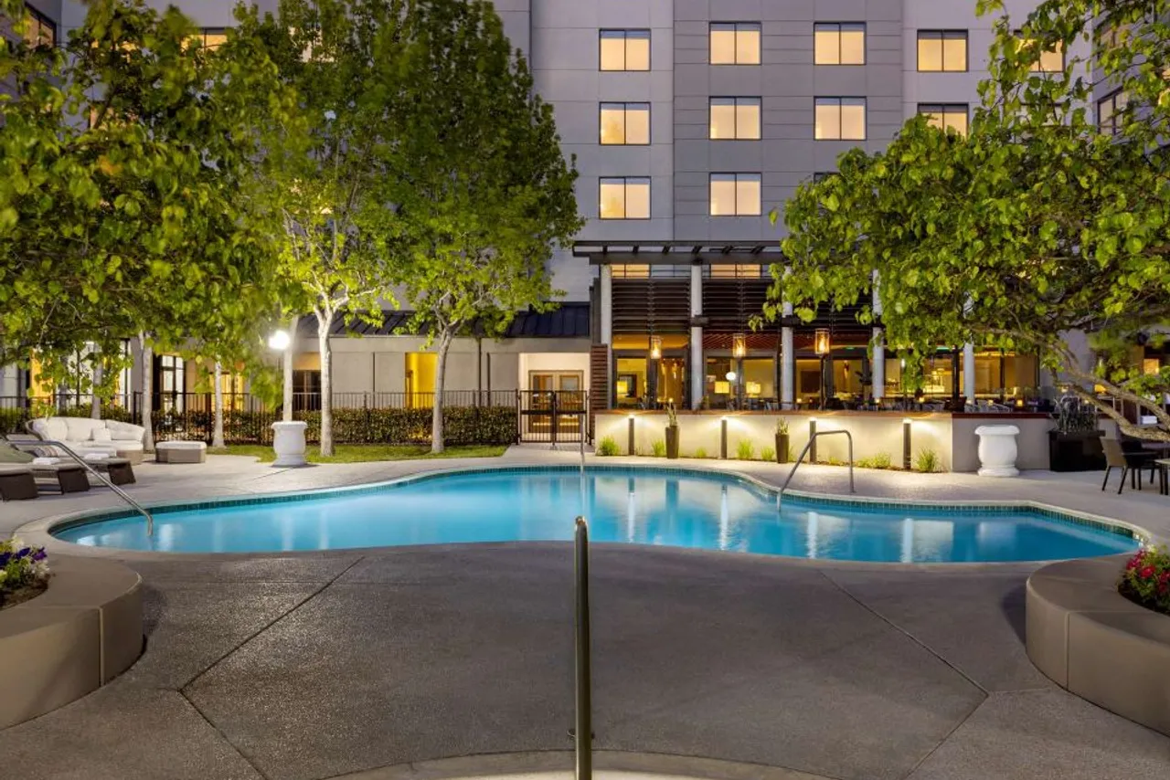 Hyatt Centric Santa Clara Silicon Valley — โรงแรมในใกล้ Levi's Stadium