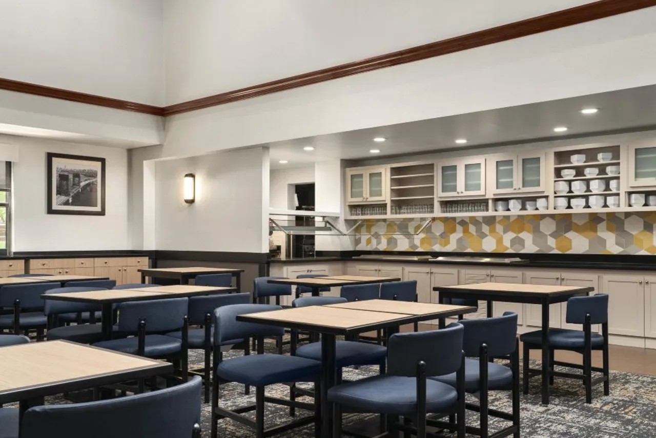 Hyatt Place Secaucus/Meadowlands — ภาพห้องพักและบรรยากาศ