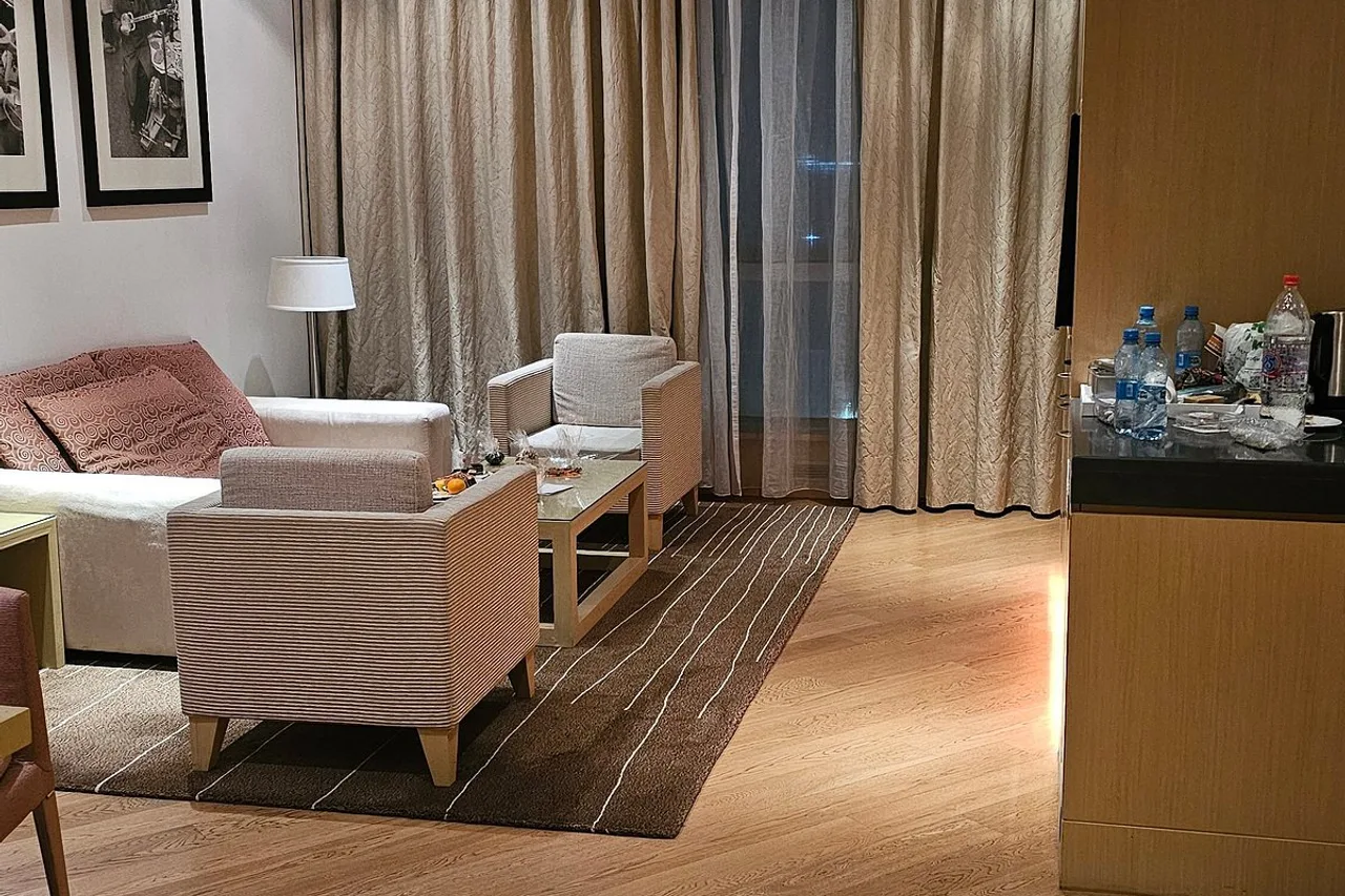 Hyatt Regency Dushanbe — ภาพห้องพักและบรรยากาศ