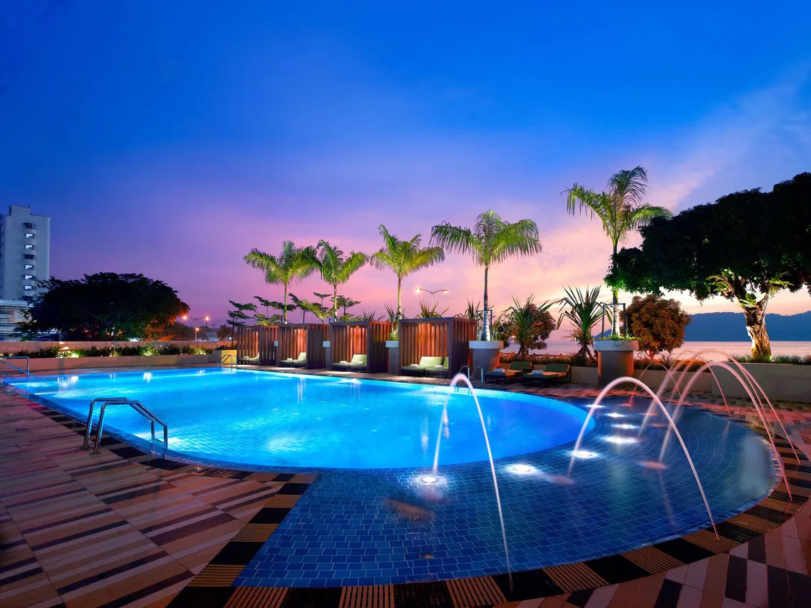 Hyatt Regency Kinabalu — rooms and atmosphere
