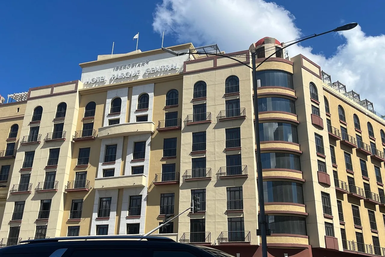Iberostar Selection Parque Central — rooms and atmosphere