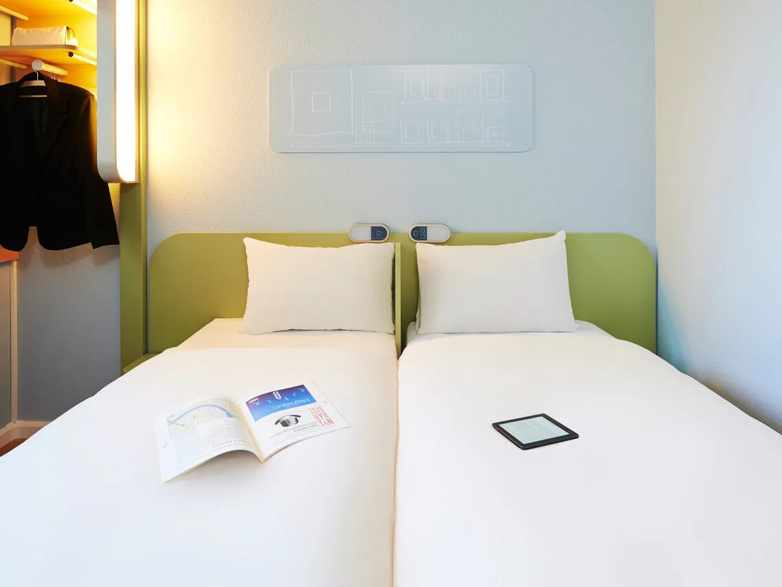 Ibis Budget Basel City — rooms and atmosphere