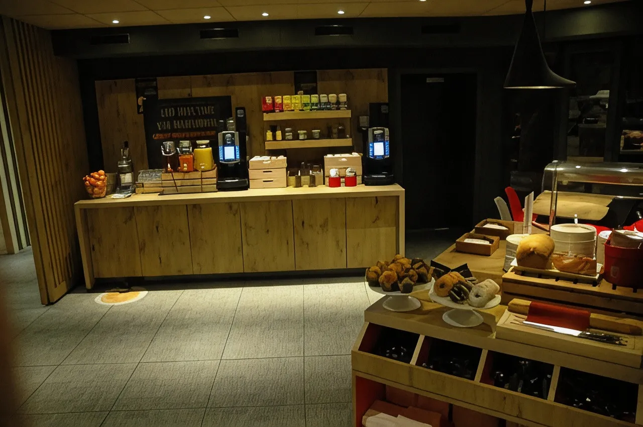 ibis Gent Centrum St-Baafs Kathedraal — rooms and atmosphere