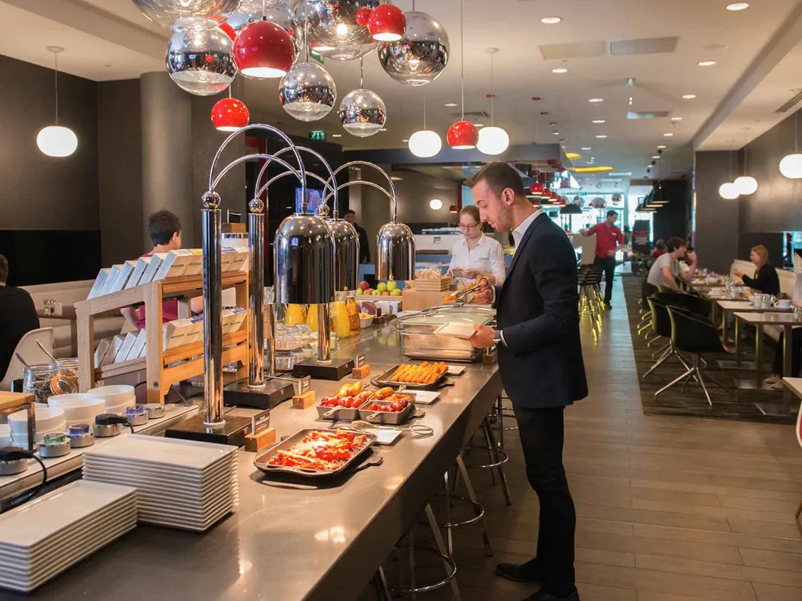 ibis London Blackfriars — rooms and atmosphere