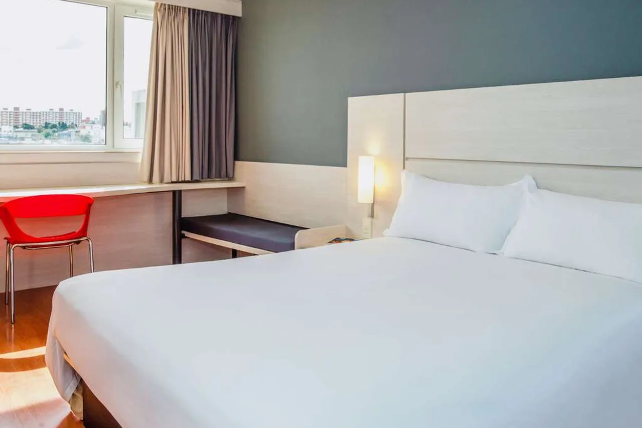 ibis Montevideo Rambla — โรงแรมในมอนเตวิเดโอ