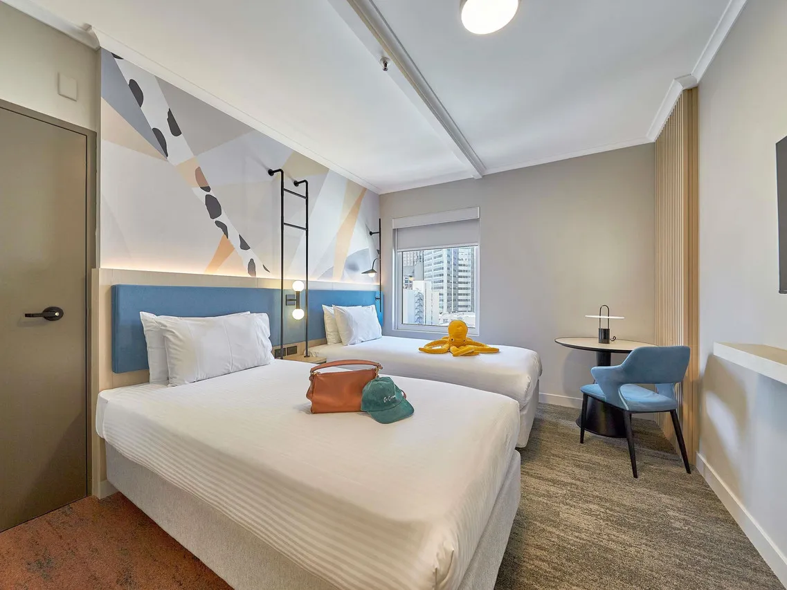 Ibis Perth — rooms and atmosphere
