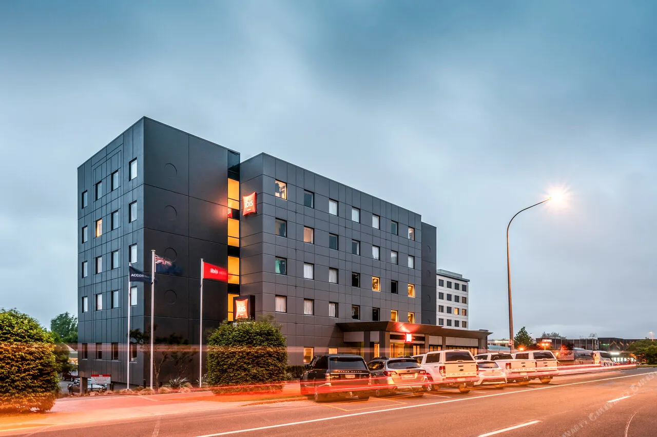 ibis Rotorua — rooms and atmosphere