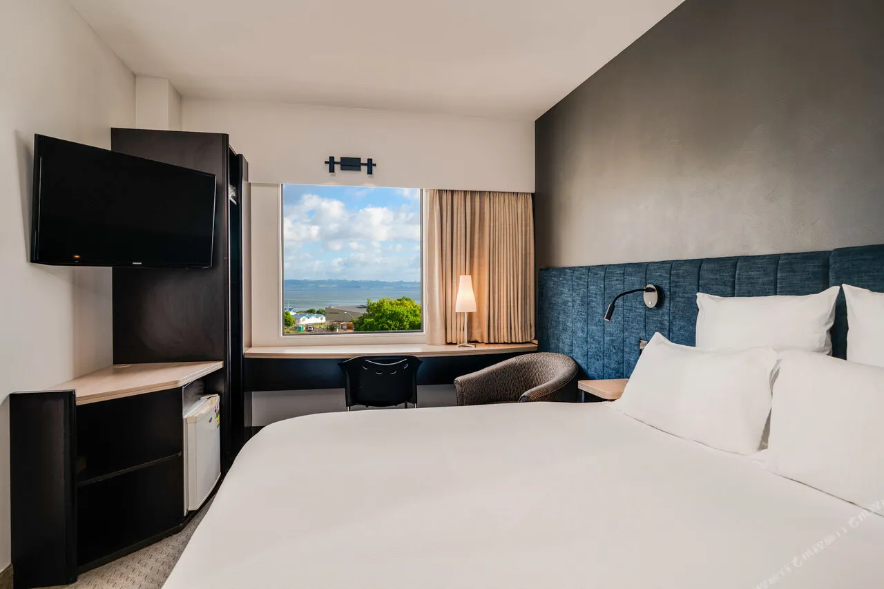 ibis Rotorua — rooms and atmosphere