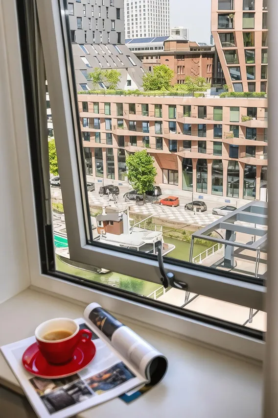 ibis Rotterdam City Centre — rooms and atmosphere