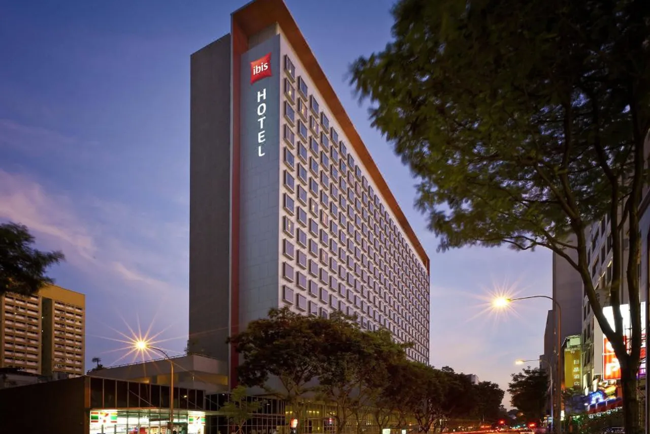 ibis Singapore on Bencoolen — โรงแรมในกัมปงกลาม & บูกิส