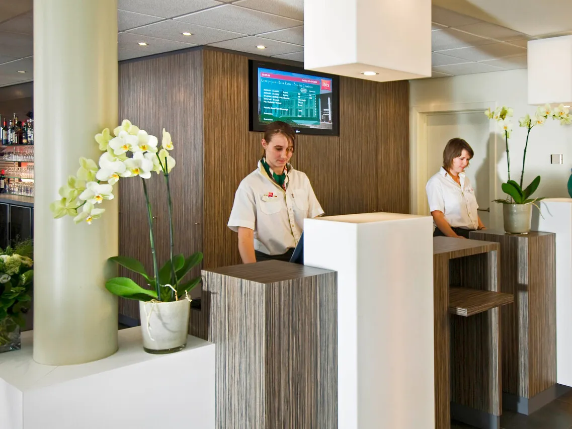ibis Styles Brugge Centrum — rooms and atmosphere