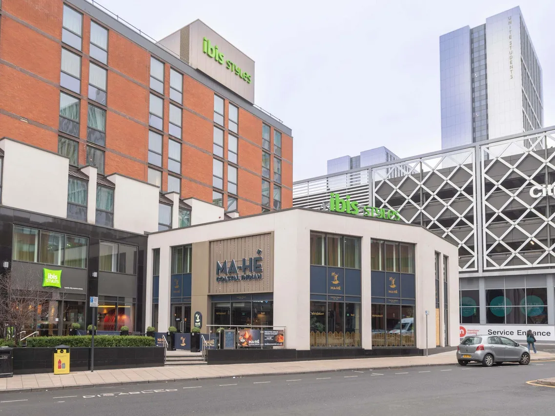 ibis Styles Leeds City Centre Arena — rooms and atmosphere