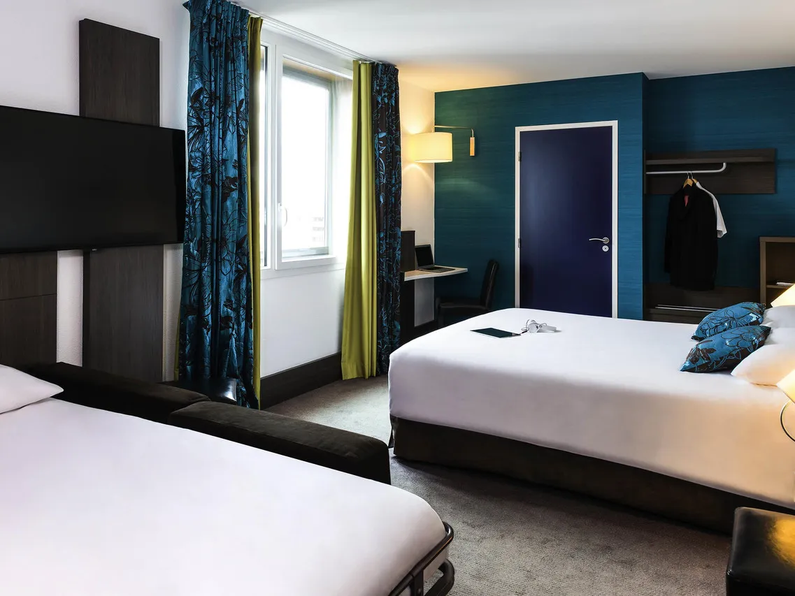 ibis Styles Lyon Centre – Gare Part Dieu — rooms and atmosphere