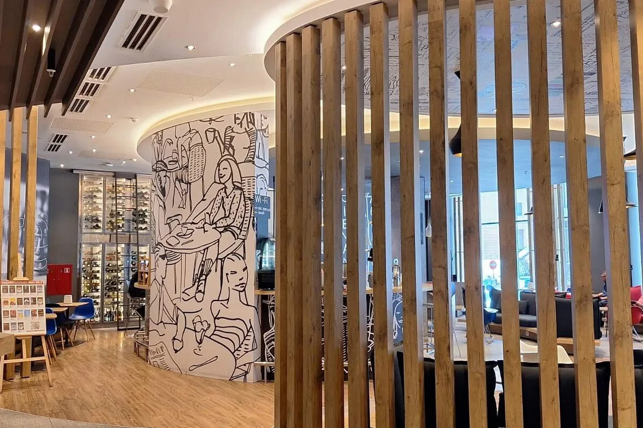 ibis Yerevan Center — ภาพห้องพักและบรรยากาศ