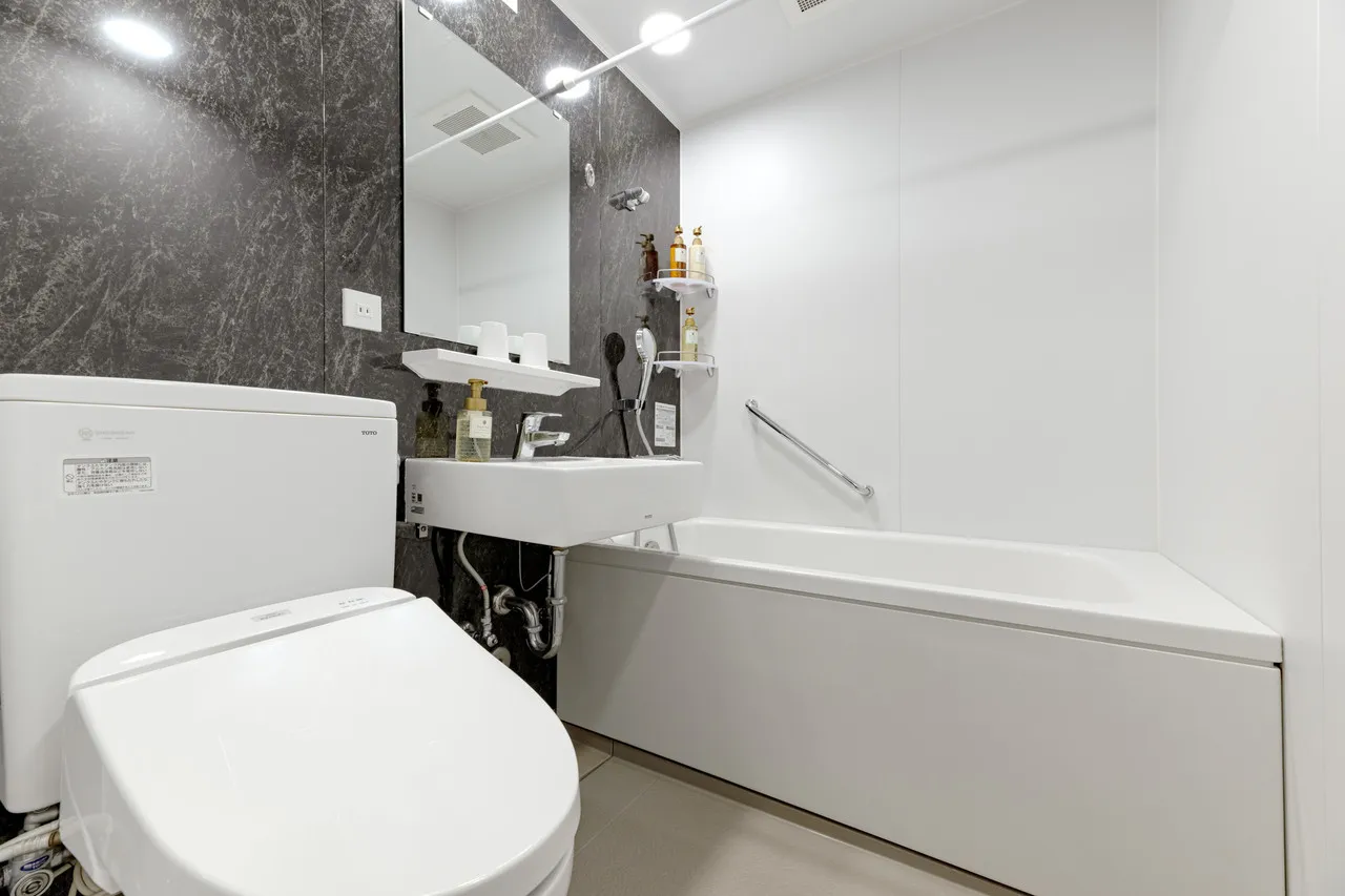 ICI HOTEL Ueno Shin-Okachimachi — rooms and atmosphere
