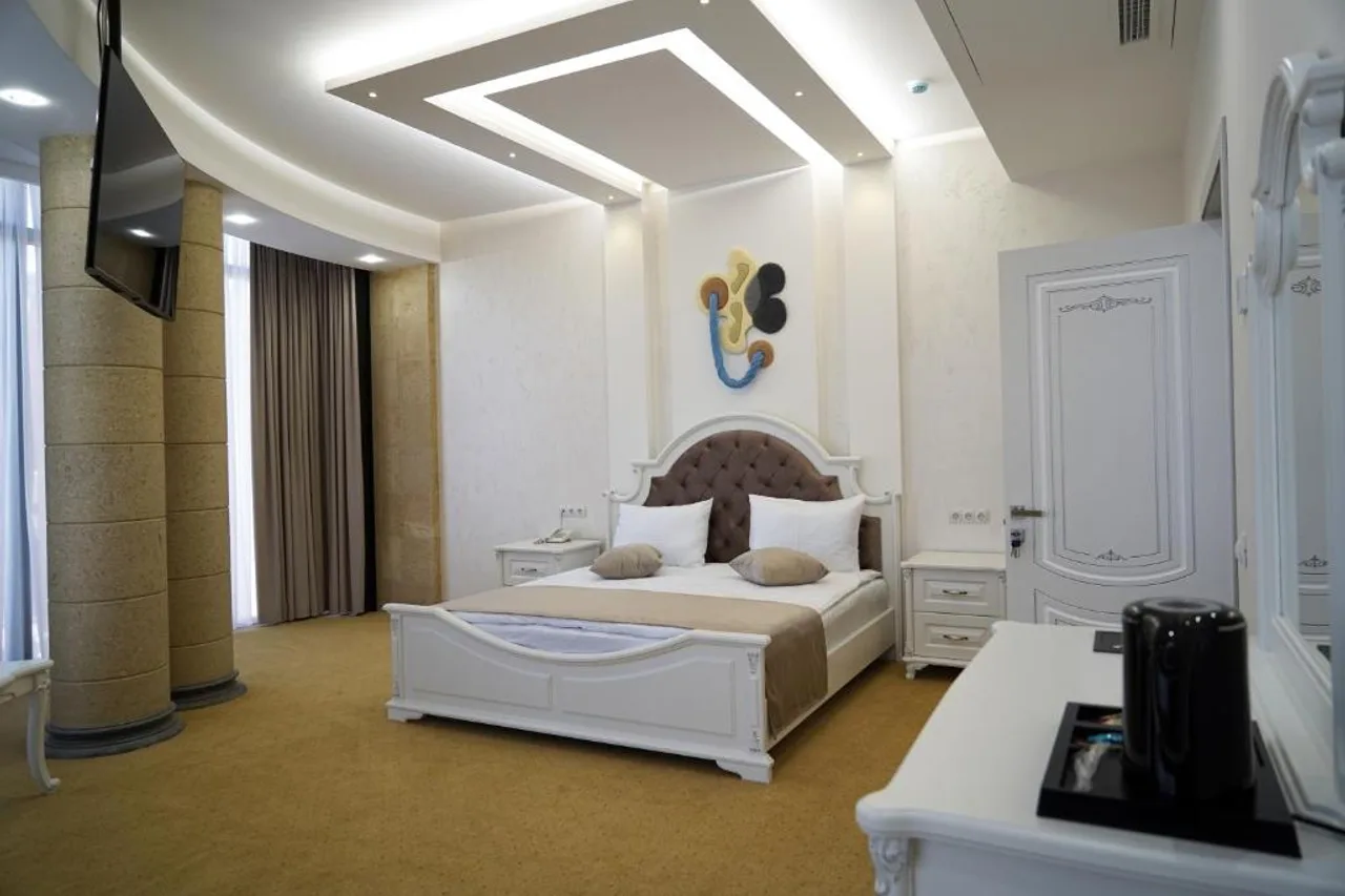 Igit Plaza Hotel — ภาพห้องพักและบรรยากาศ