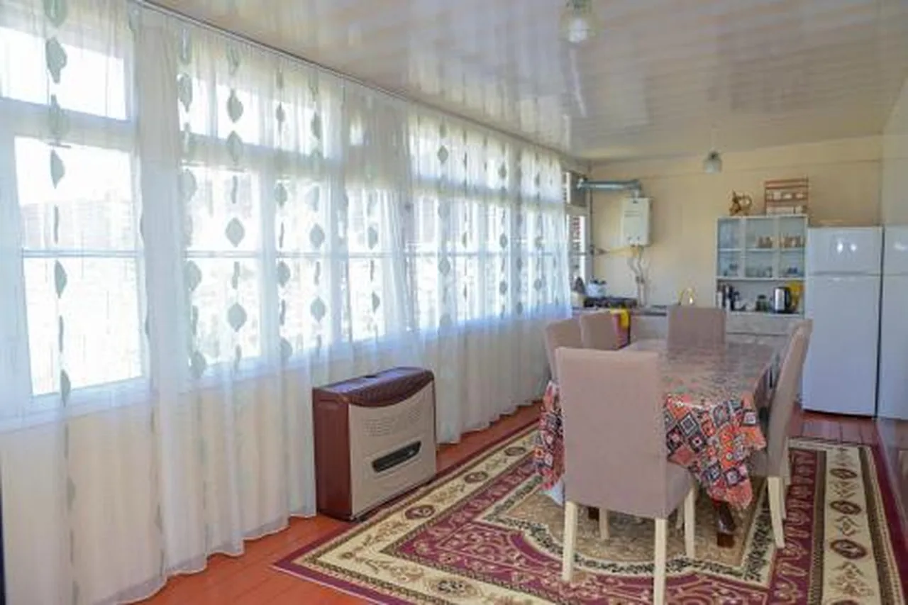 Ilham Mustafa Houses — ภาพห้องพักและบรรยากาศ