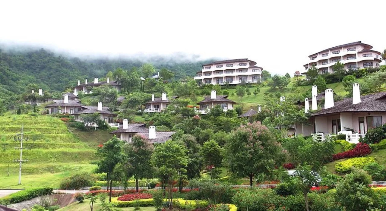 Imperial Phukaew Hill Resort — rooms and atmosphere