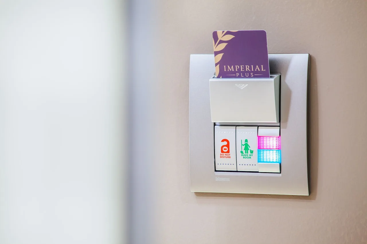 Imperial Plus Urban Smart Hotel Thessaloniki — ภาพห้องพักและบรรยากาศ