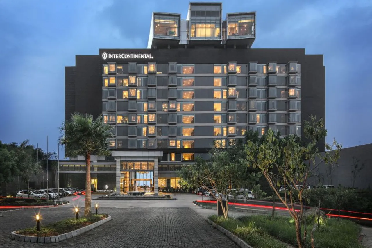 InterContinental Bandung Dago Pakar — rooms and atmosphere
