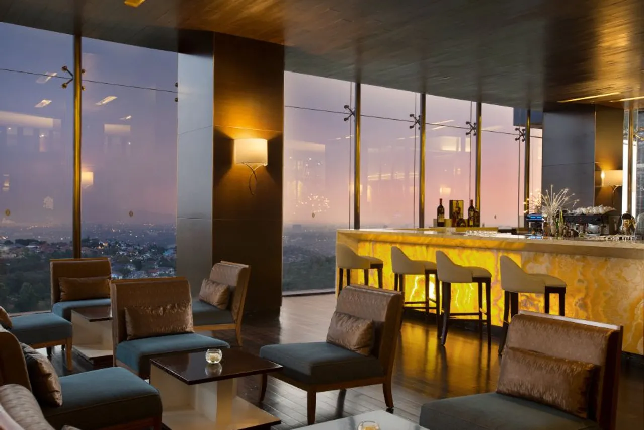 InterContinental Bandung Dago Pakar — rooms and atmosphere