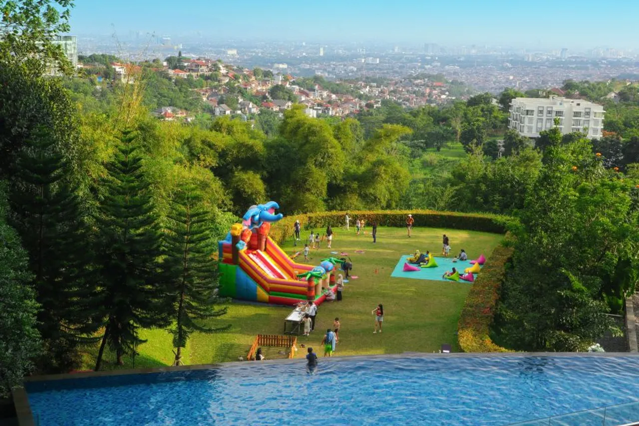 InterContinental Bandung Dago Pakar — rooms and atmosphere