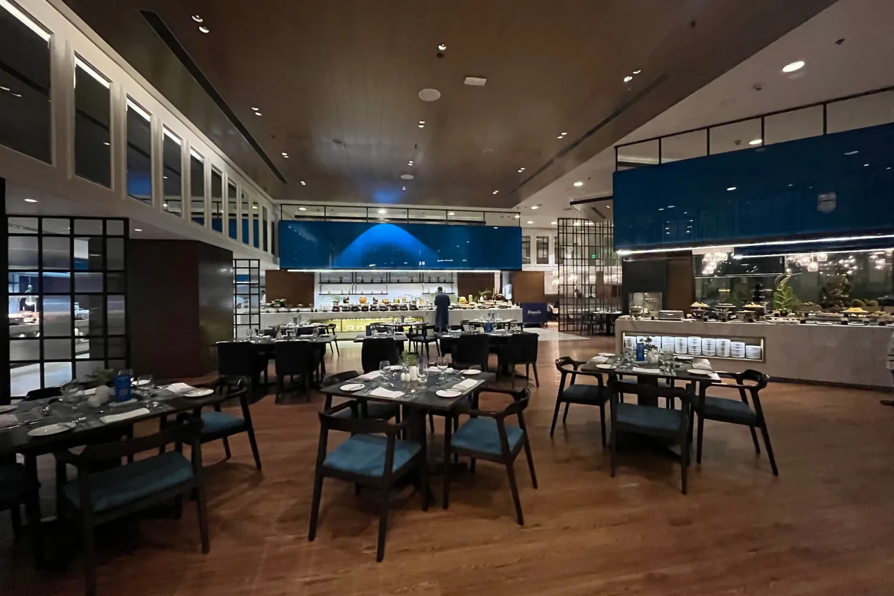InterContinental Dhaka — rooms and atmosphere