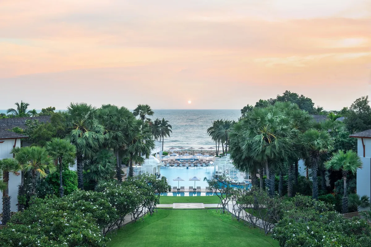 InterContinental Hua Hin Resort — rooms and atmosphere