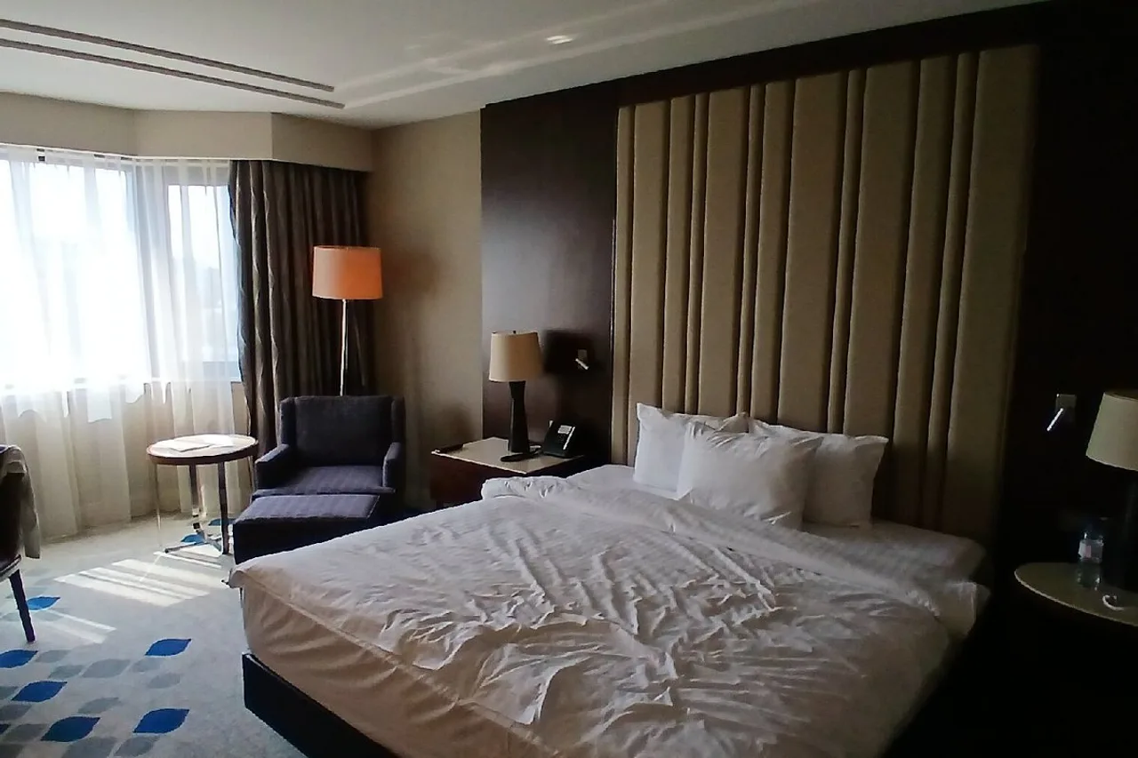 International Hotel Tashkent — ภาพห้องพักและบรรยากาศ