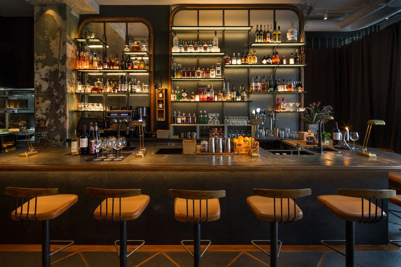 ION City Hotel, a Member of Design Hotels — rooms and atmosphere