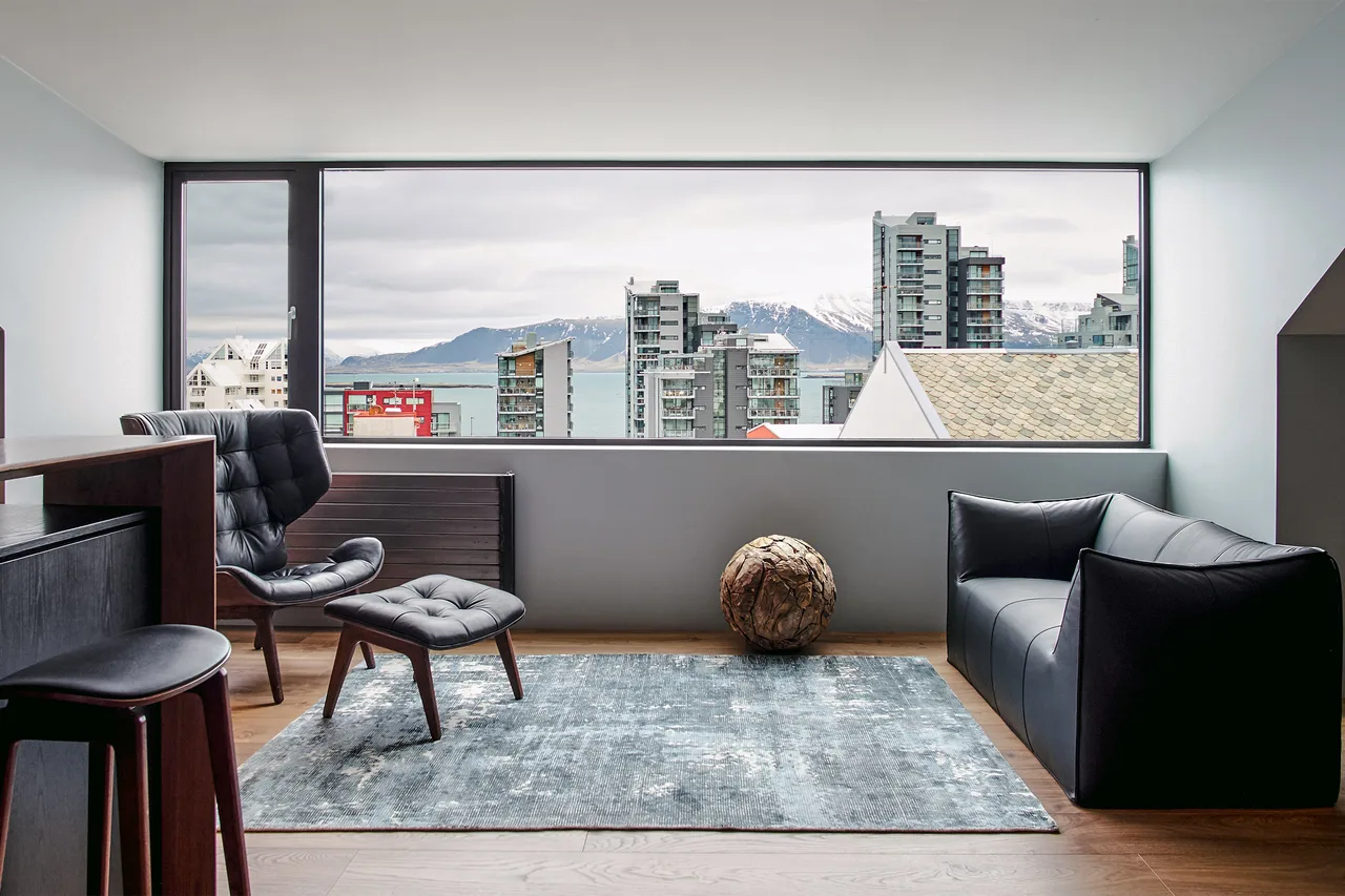 ION City Hotel, a Member of Design Hotels — rooms and atmosphere