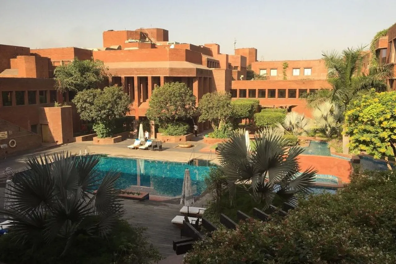 ITC Mughal, a Luxury Collection Resort & Spa — rooms and atmosphere