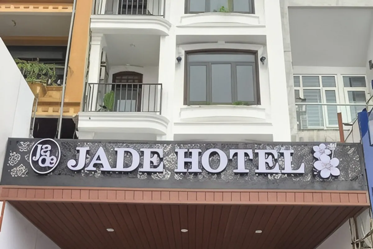 Jade Hotel Hue — rooms and atmosphere