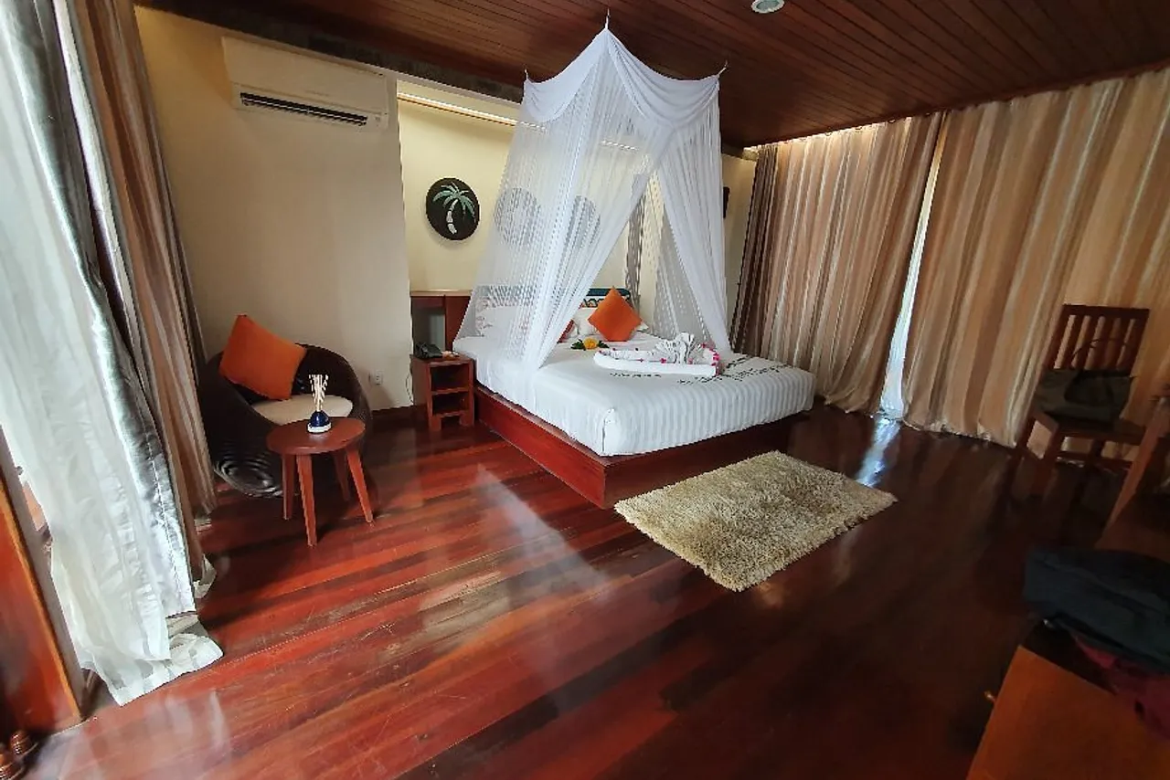 Jade Marina Resort & Spa — ภาพห้องพักและบรรยากาศ